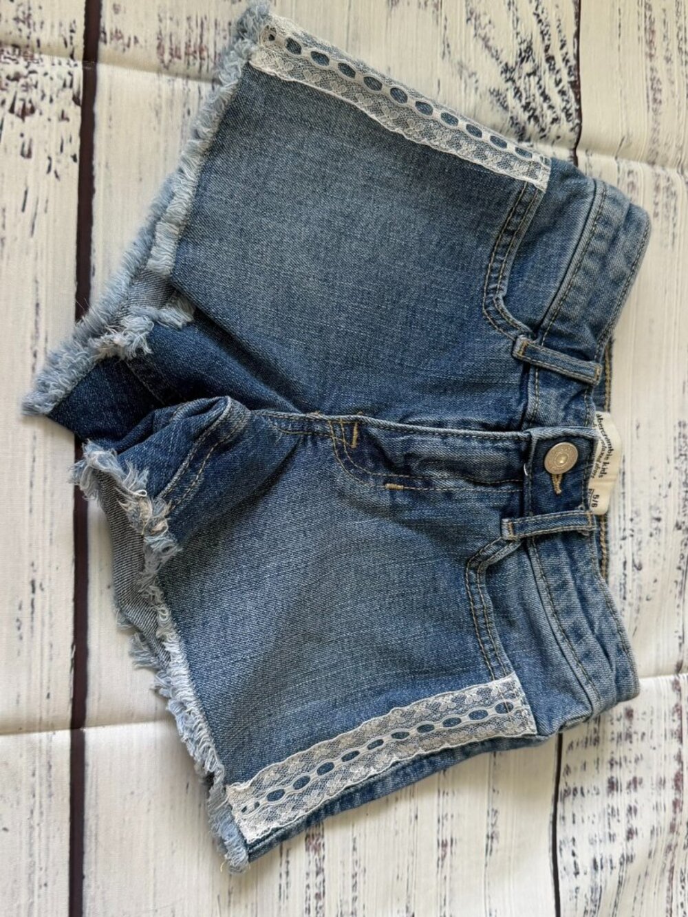 Abercrombie Kids Girl Jean Shorts size 5/6 regular w/adjustable straps